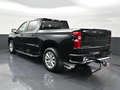 Used 2024 Chevrolet Silverado 1500 Custom image 3