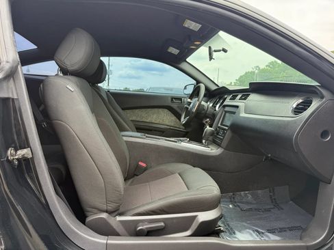 Used 2014 Ford Mustang Coupe RWD image 15