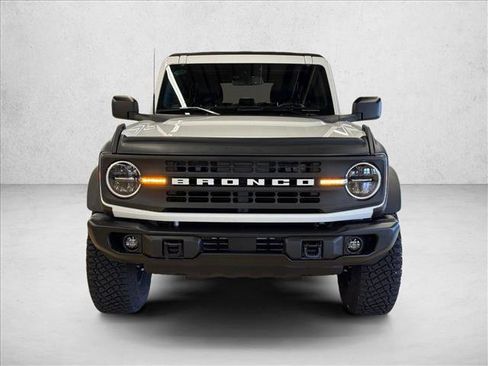 Certified 2022 Ford Bronco Black Diamond w/ Sasquatch Package image 2