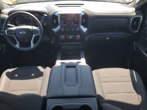 Used 2022 Chevrolet Silverado 1500 RST AWD/4WD image 25