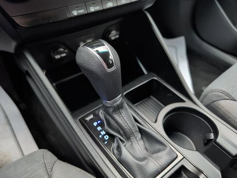 Used 2019 Hyundai Tucson SE w/ Cargo Package image 16