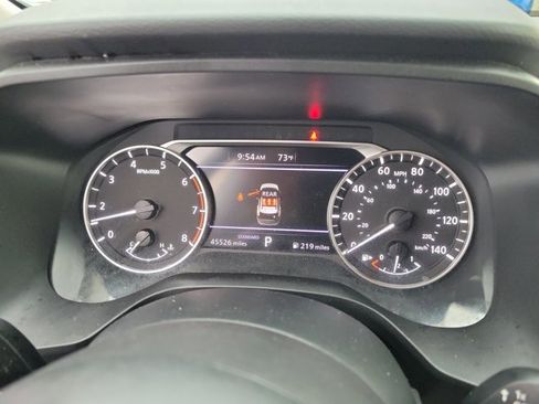 Used 2024 Nissan Rogue SV FWD image 27
