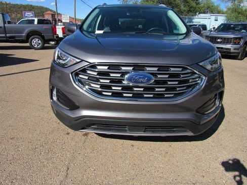 Certified 2022 Ford Edge SEL w/ Convenience Package AWD/4WD image 2