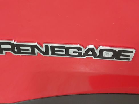 Used 2019 Jeep Renegade Sport w/ Sport Appearance Group image 32