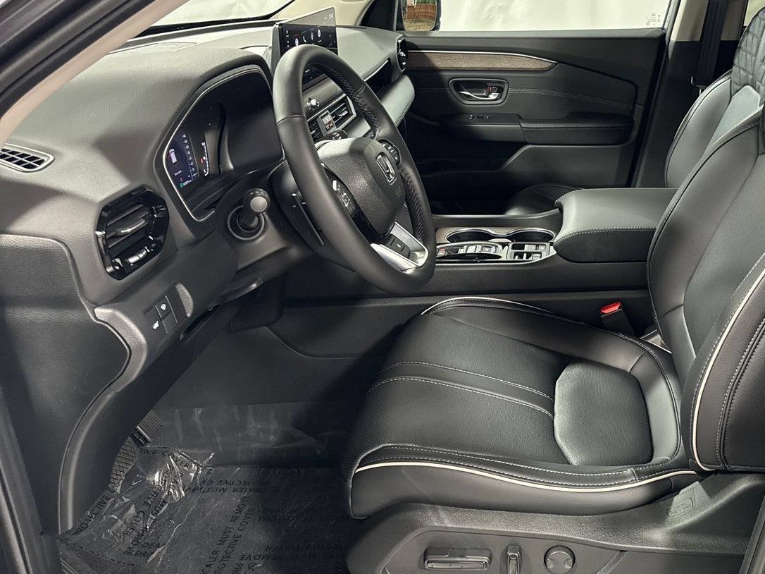 New 2026 Honda Pilot Elite image 3