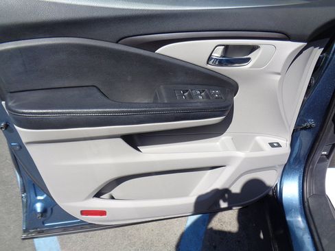 Used 2016 Honda Pilot EX image 17