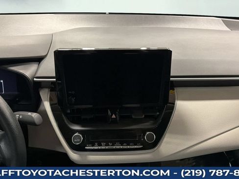 Used 2026 Toyota Corolla LE FWD image 18