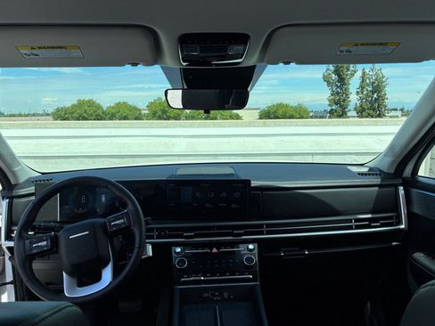 Used 2025 Hyundai Santa Fe SEL AWD/4WD image 37