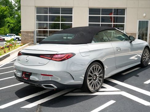 Used 2024 Mercedes-Benz CLE 450 4MATIC Cabriolet w/ Driver Assistance Package image 12