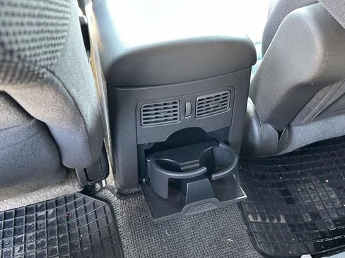 Used 2006 Nissan Pathfinder SE w/ (S01) Side Air Bags Pkg AWD/4WD image 13