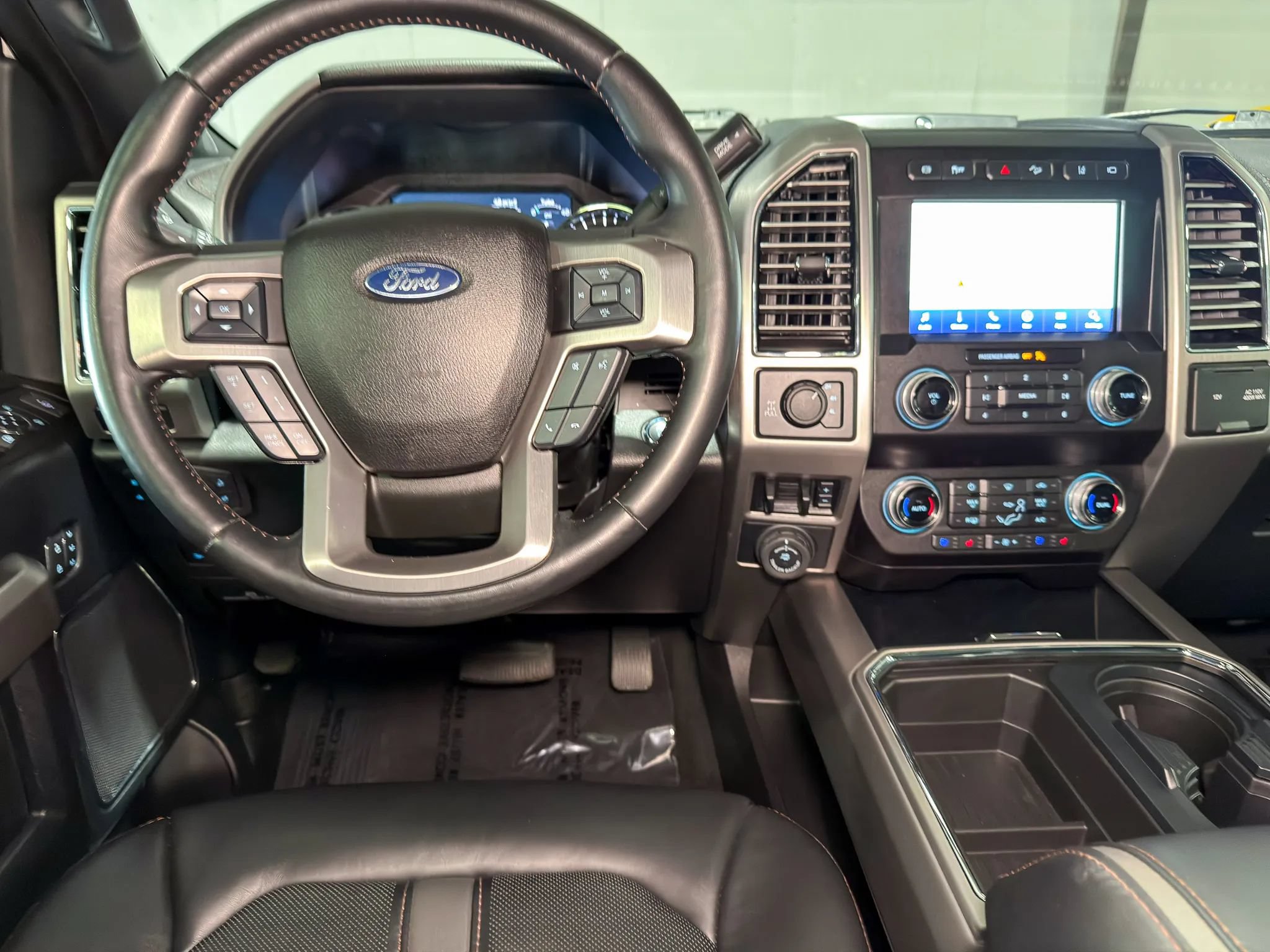 Used 2020 Ford F350 Platinum AWD/4WD image 18