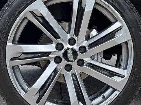 Used 2025 Cadillac Escalade Sport Platinum AWD/4WD image 18
