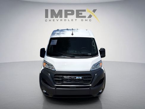 Used 2026 RAM ProMaster 2500 w/ Convenience Group FWD image 8