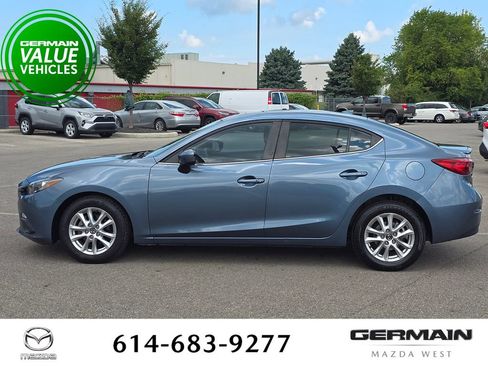 Used 2014 MAZDA MAZDA3 i Touring w/ Technology Package FWD image 11