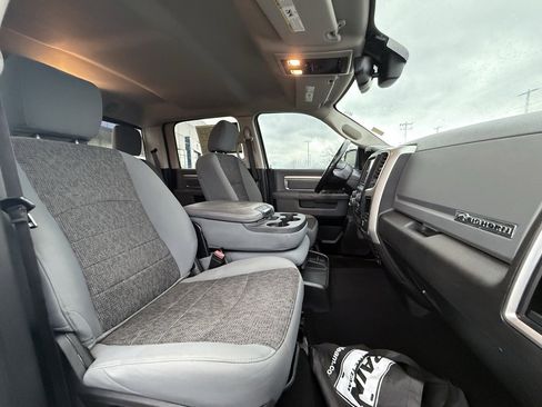Used 2019 RAM 1500 Big Horn image 26