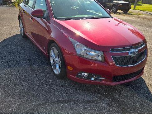 Used 2013 Chevrolet Cruze LTZ w/ Enhanced Safety Package image 2