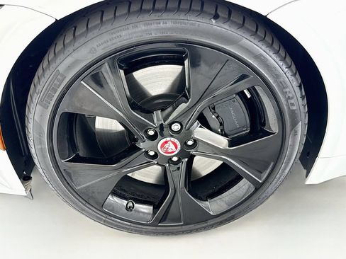 Used 2024 Jaguar F-TYPE Coupe AWD image 25