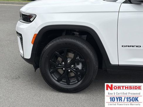 New 2026 Jeep Grand Cherokee Altitude AWD/4WD image 11
