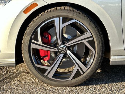 New 2026 Volkswagen GTI SE image 9