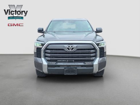 Used 2022 Toyota Tundra Limited w/ Power Package AWD/4WD image 2
