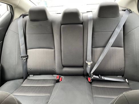 Used 2025 Nissan Altima 2.5 SV FWD image 38