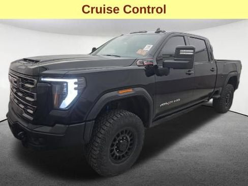Used 2025 GMC Sierra 2500 AT4X w/ AT4X AEV Edition AWD/4WD image 4