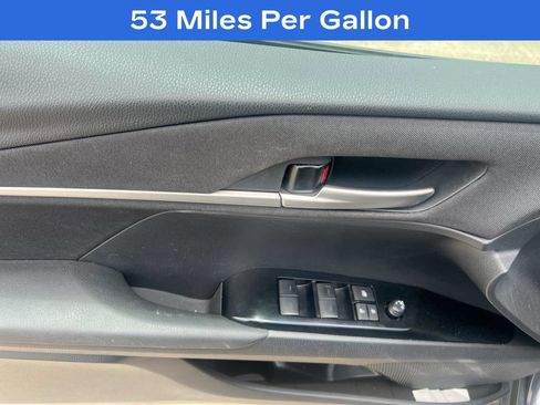 Used 2025 Toyota Camry LE FWD image 14