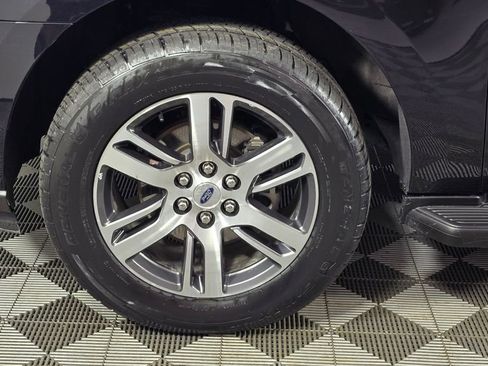 Used 2024 Ford Expedition Max Limited AWD/4WD image 10
