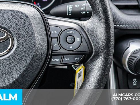 Used 2021 Toyota RAV4 LE image 35