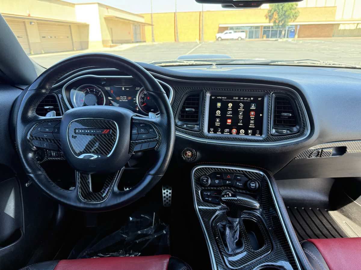 Used 2016 Dodge Challenger R/T Scat Pack RWD image 17