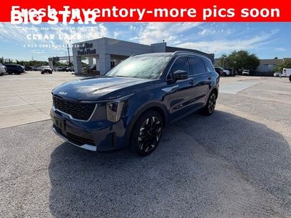 Used 2024 Kia Sorento EX w/ Panoramic Sunroof Package