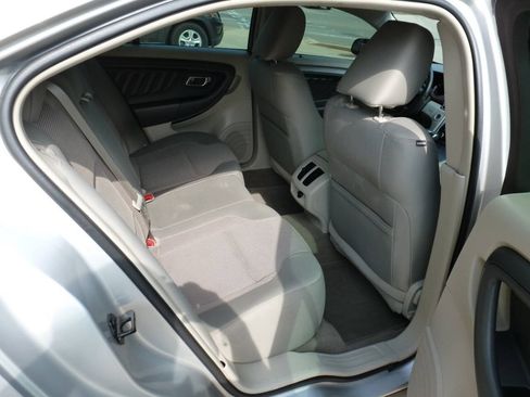 Used 2010 Ford Taurus SEL AWD/4WD image 12
