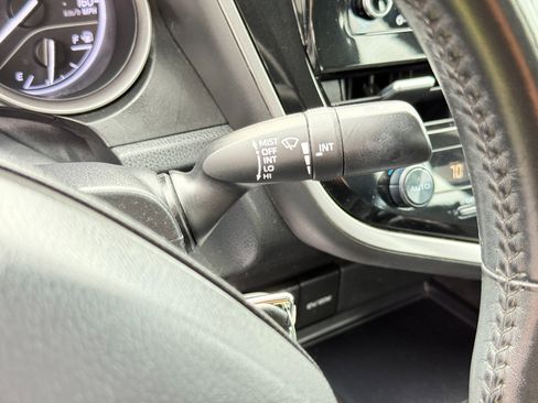 Used 2021 Toyota Camry SE image 55