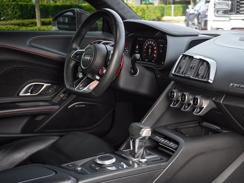 Used 2020 Audi R8 V10 AWD/4WD image 35