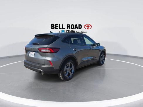 Used 2025 Ford Escape ST-Line image 8