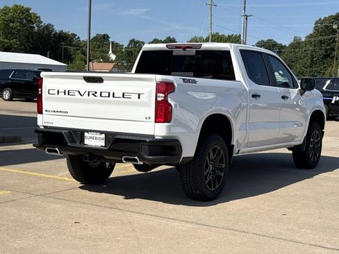New 2026 Chevrolet Silverado 1500 LT Trail Boss w/ LT Trail Boss Premium Package AWD/4WD image 3