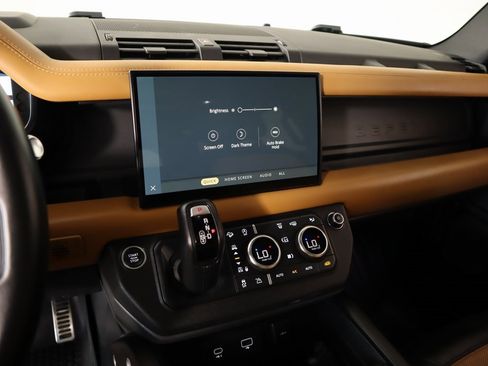 Used 2022 Land Rover Defender 110 X image 5