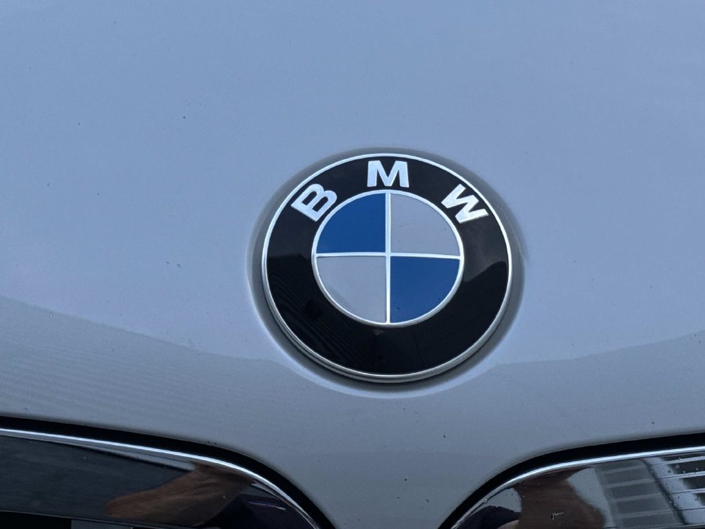 Used 2019 BMW X7 xDrive40i w/ Premium Package AWD/4WD image 10