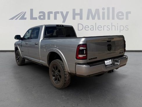 Used 2022 RAM 2500 Laramie AWD/4WD image 3