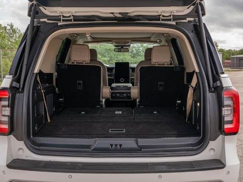 Certified 2023 Ford Expedition Limited RWD image 28