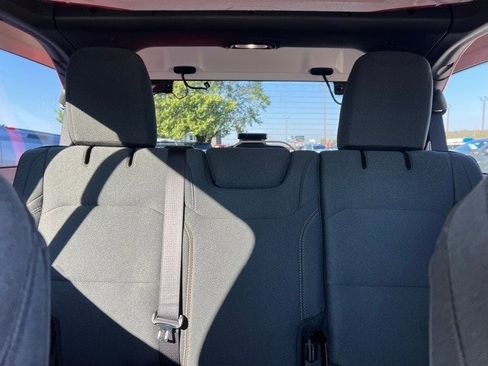 Certified 2025 Jeep Wrangler Sport S image 22