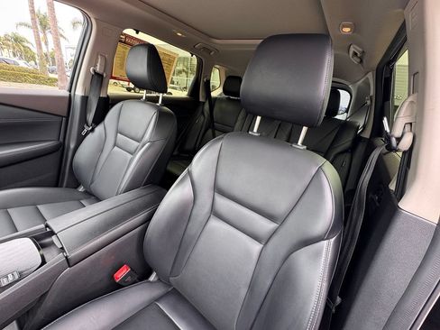 Certified 2023 Nissan Rogue SV w/ SV Premium B Package FWD image 13
