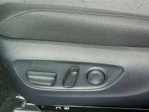 Used 2025 Toyota RAV4 XLE w/ Convenience Package FWD image 15