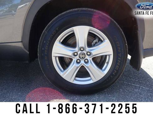 Used 2023 Toyota Highlander Platinum image 8