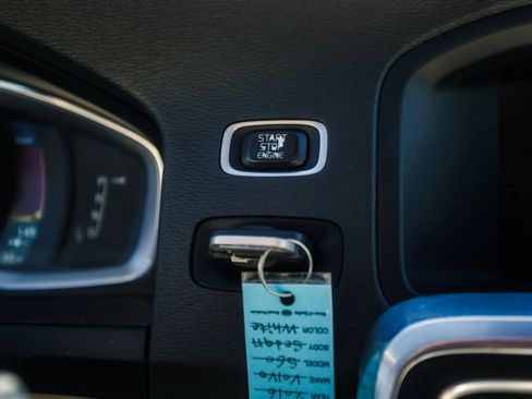 Used 2016 Volvo S60 T5 Premier w/ Convenience Package image 37