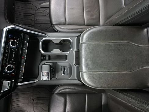 Used 2023 GMC Sierra 1500 Denali w/ Technology Package AWD/4WD image 44