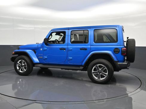 Used 2023 Jeep Wrangler Unlimited Sahara w/ LED Lighting Group AWD/4WD image 8