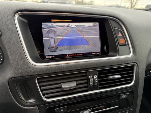 Used 2017 Audi SQ5 Premium Plus w/ Technology Package image 19