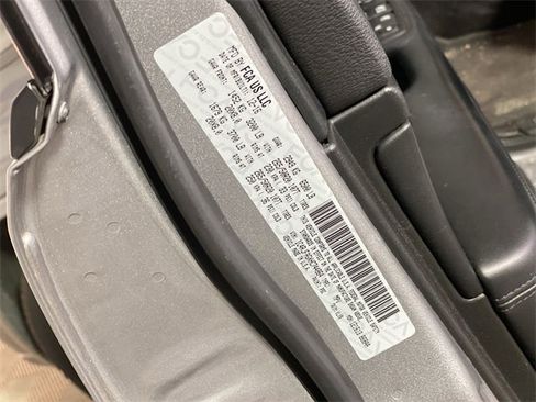 Used 2017 Jeep Grand Cherokee Altitude image 20