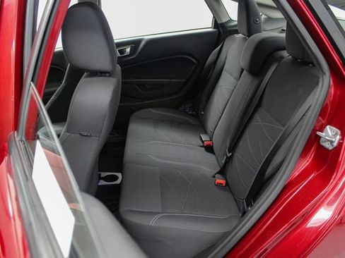 Used 2014 Ford Fiesta SE FWD image 19